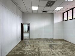 Sindo Industrial Building (D13), Factory #497386011